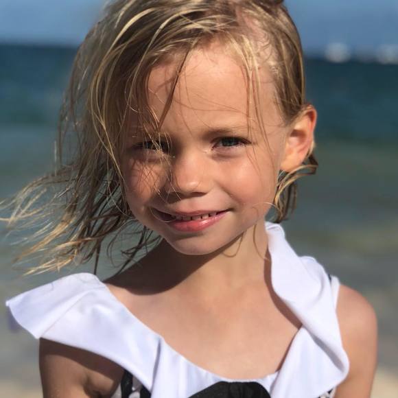 Meet your Posher, Emily - Picture 1 of 1